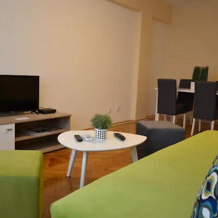 Apartments Sat Белград Екстер'єр фото